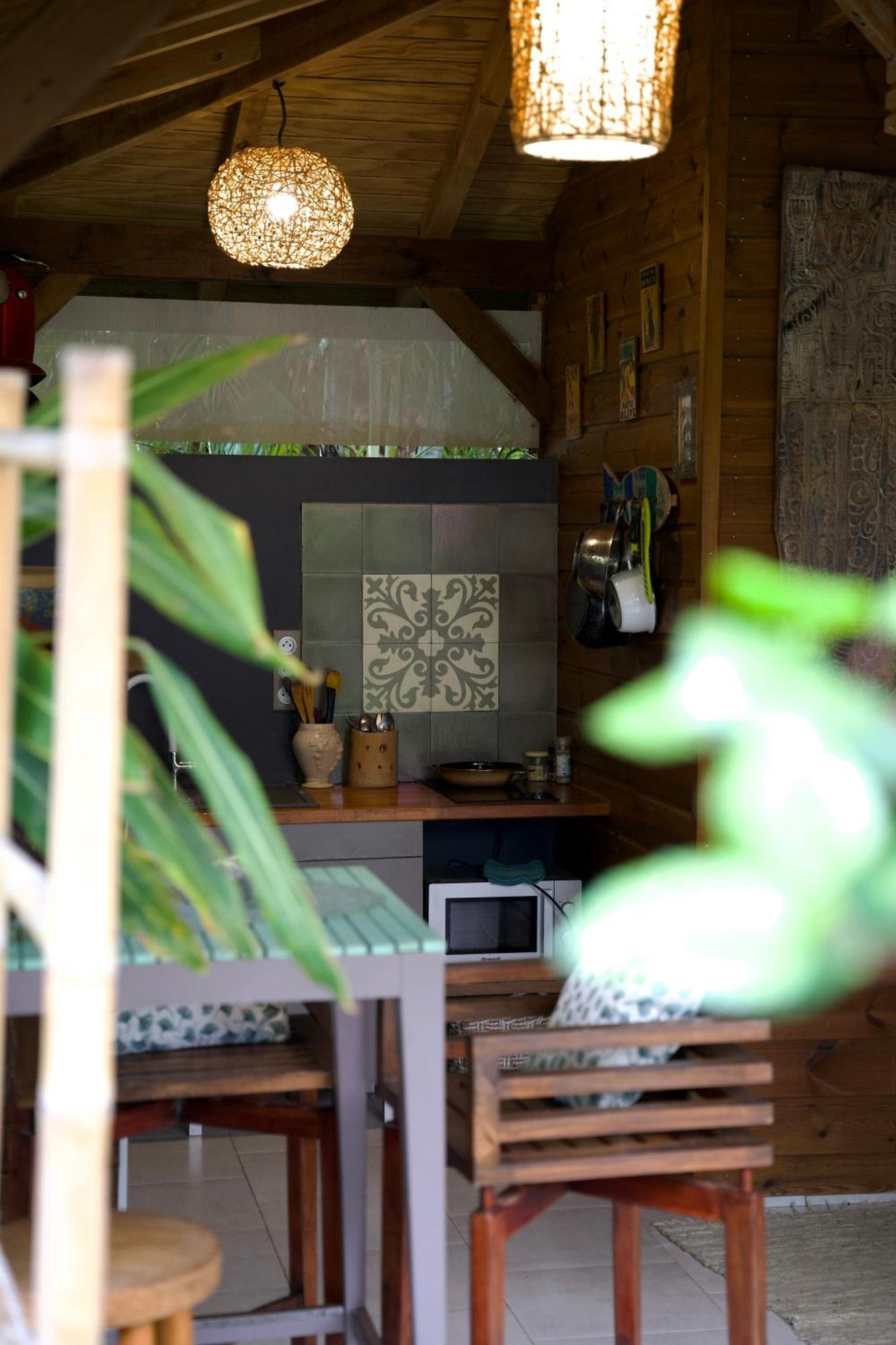 The Bluebamboo Hotel Le Moule Luaran gambar